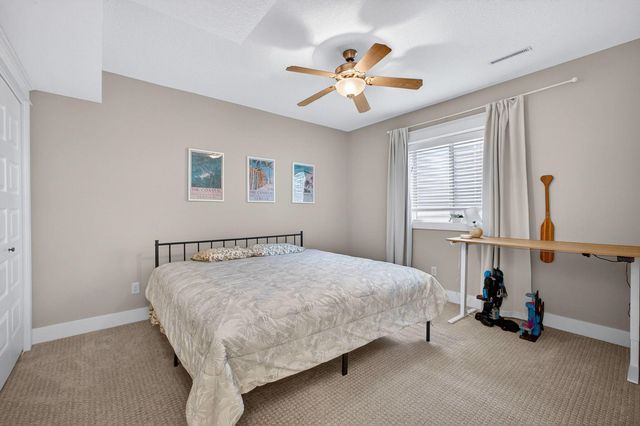 5700 Emily Road, Bettendorf, IA 52722