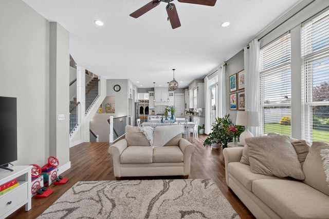 5700 Emily Road, Bettendorf, IA 52722