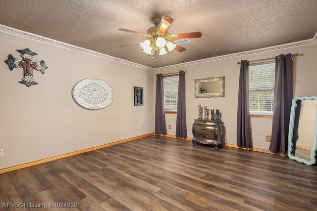 1522 Holt Summit Place, Van Buren, AR 72956