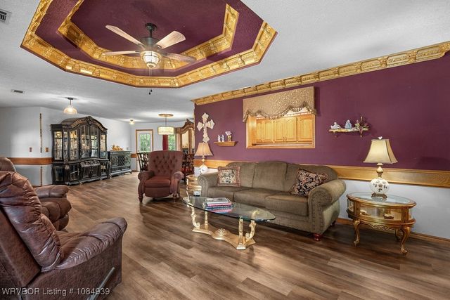 1522 Holt Summit Place, Van Buren, AR 72956