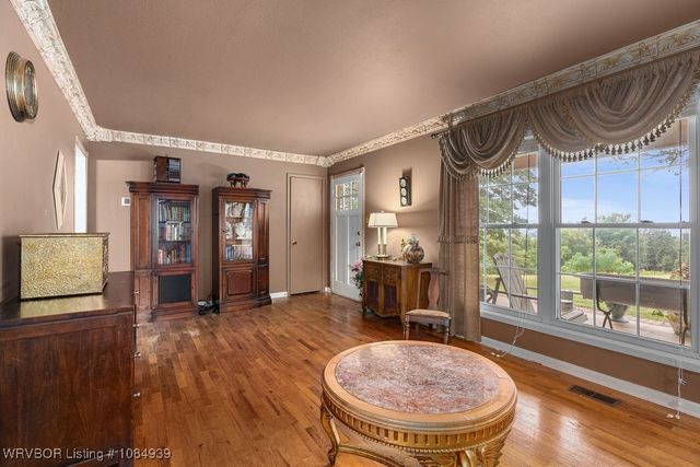 1522 Holt Summit Place, Van Buren, AR 72956