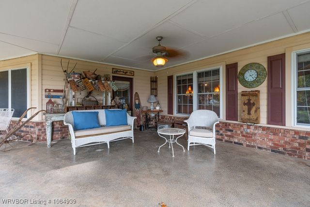 1522 Holt Summit Place, Van Buren, AR 72956