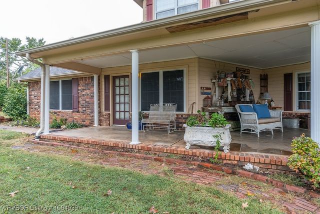 1522 Holt Summit Place, Van Buren, AR 72956