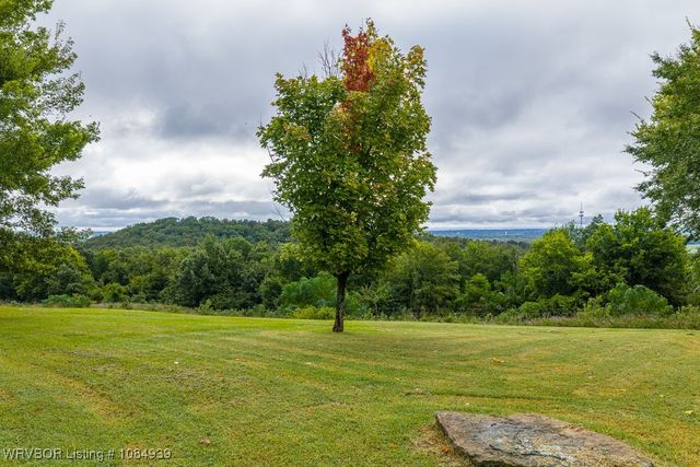 1522 Holt Summit Place, Van Buren, AR 72956