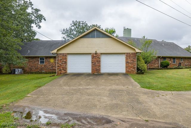 1522 Holt Summit Place, Van Buren, AR 72956