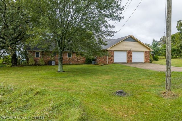 1522 Holt Summit Place, Van Buren, AR 72956