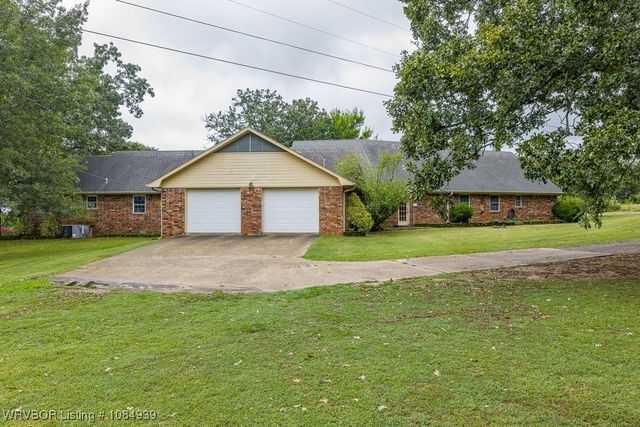 1522 Holt Summit Place, Van Buren, AR 72956