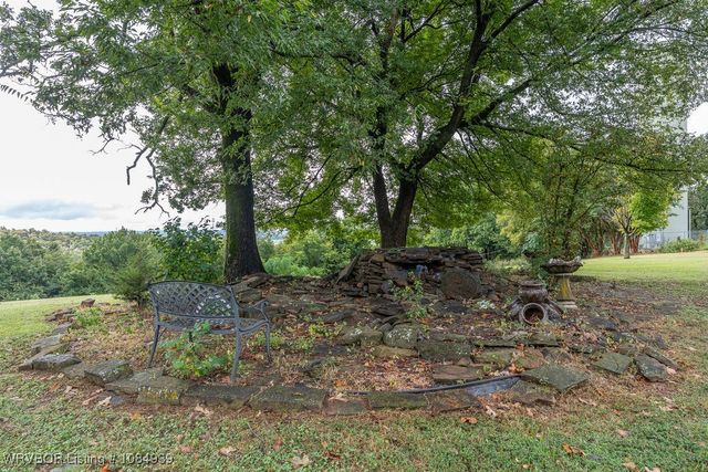 1522 Holt Summit Place, Van Buren, AR 72956