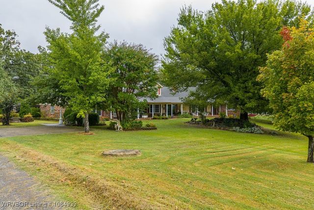 1522 Holt Summit Place, Van Buren, AR 72956