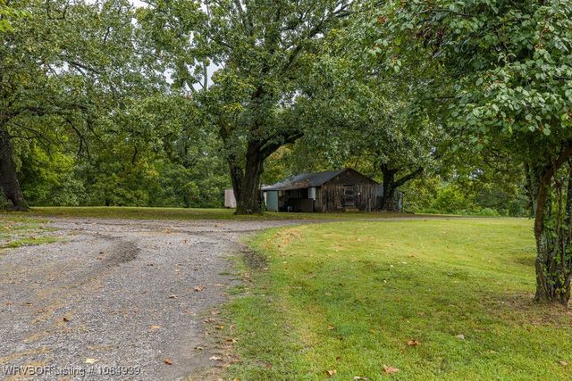 1522 Holt Summit Place, Van Buren, AR 72956