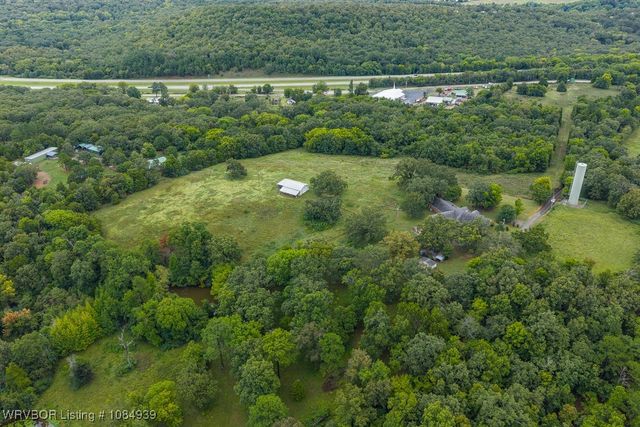 1522 Holt Summit Place, Van Buren, AR 72956