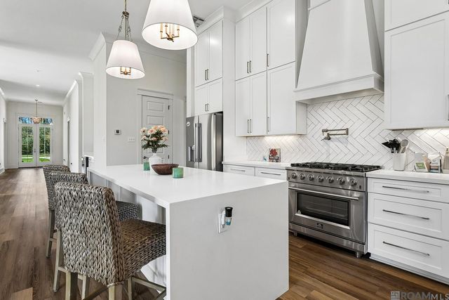 500 Kristian Court, Madisonville, LA 70447