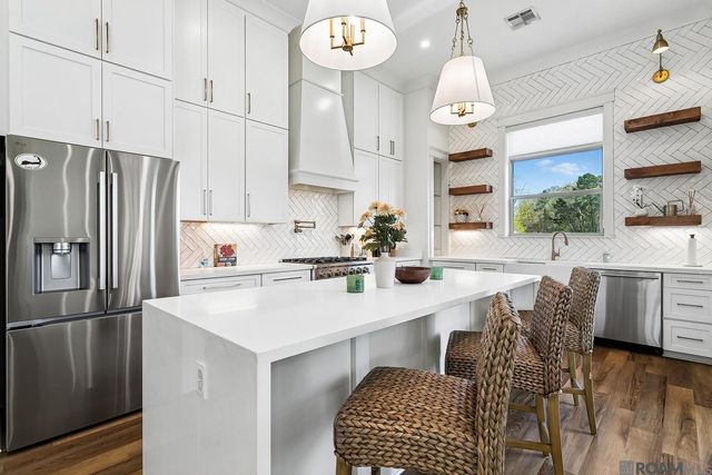 500 Kristian Court, Madisonville, LA 70447