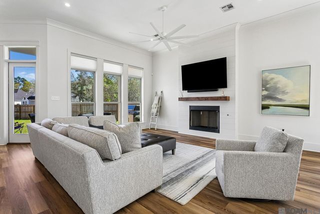 500 Kristian Court, Madisonville, LA 70447