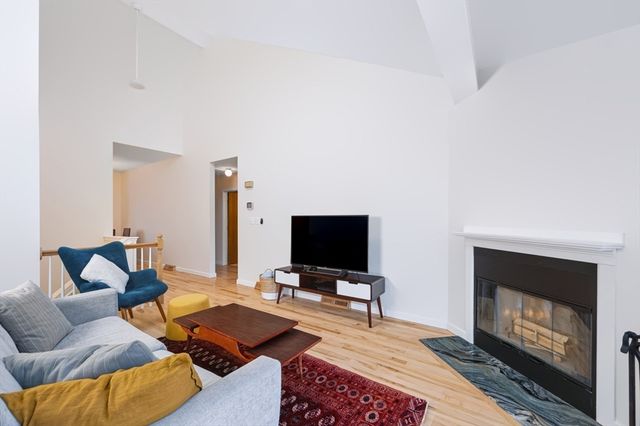 1B Fletcher Way 128A-B, Salem, MA 01970