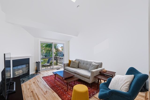 1B Fletcher Way 128A-B, Salem, MA 01970