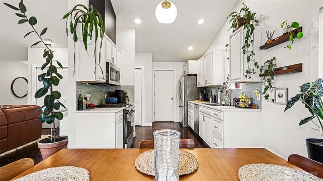 4610 S 160th Street S, Tukwila, WA 98188