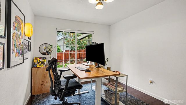 4610 S 160th Street S, Tukwila, WA 98188