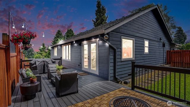 4610 S 160th Street S, Tukwila, WA 98188