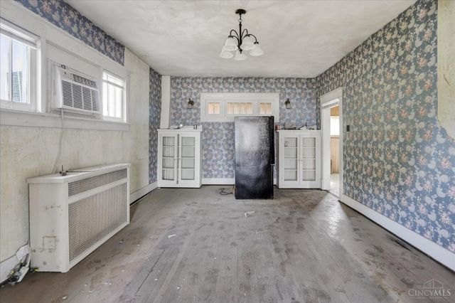 137 E Main Street, Hillsboro, OH 45133