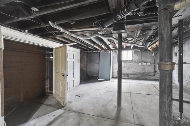 137 E Main Street, Hillsboro, OH 45133