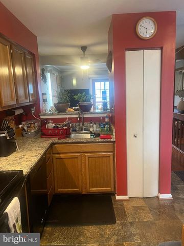 3055 SHEPPERTON TER, Silver Spring, MD 20904