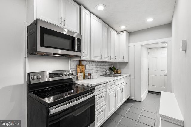 5724 HUNTER ST, Philadelphia, PA 19131