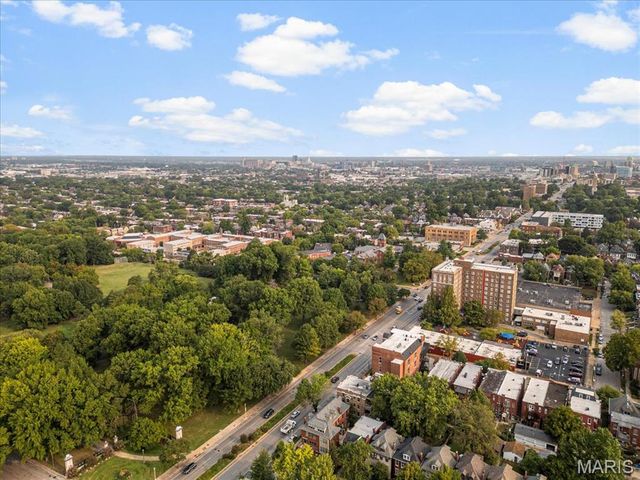 3559 Halliday Ave 301, St Louis, MO 63118