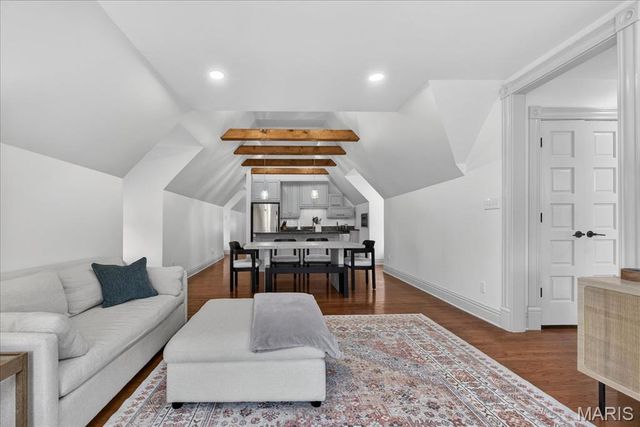 3559 Halliday Ave 301, St Louis, MO 63118