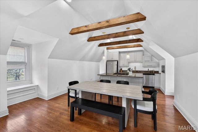 3559 Halliday Ave 301, St Louis, MO 63118