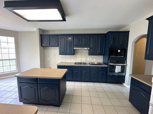 8404 Laughing Waters Trail, Mckinney, TX 75070