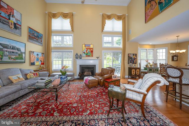 1109 RIVERVIEW LN, West Conshohocken, PA 19428