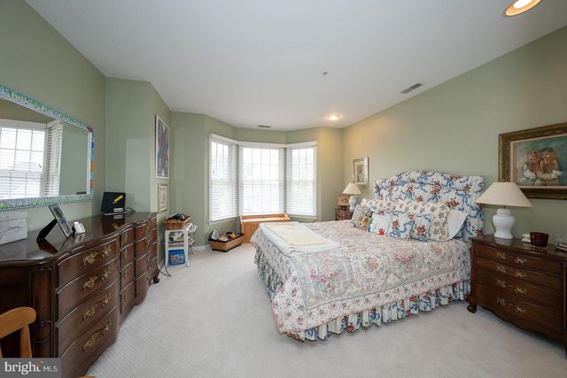 1109 RIVERVIEW LN, West Conshohocken, PA 19428