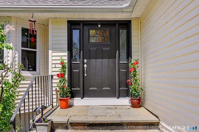 257 Silver Hill Lane, Stamford, CT 06905