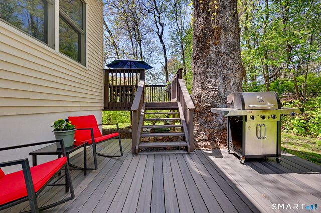 257 Silver Hill Lane, Stamford, CT 06905