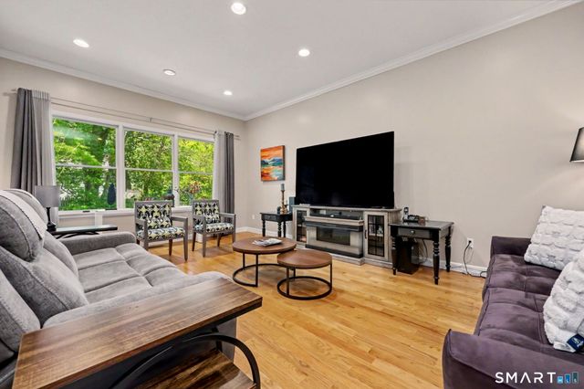 257 Silver Hill Lane, Stamford, CT 06905