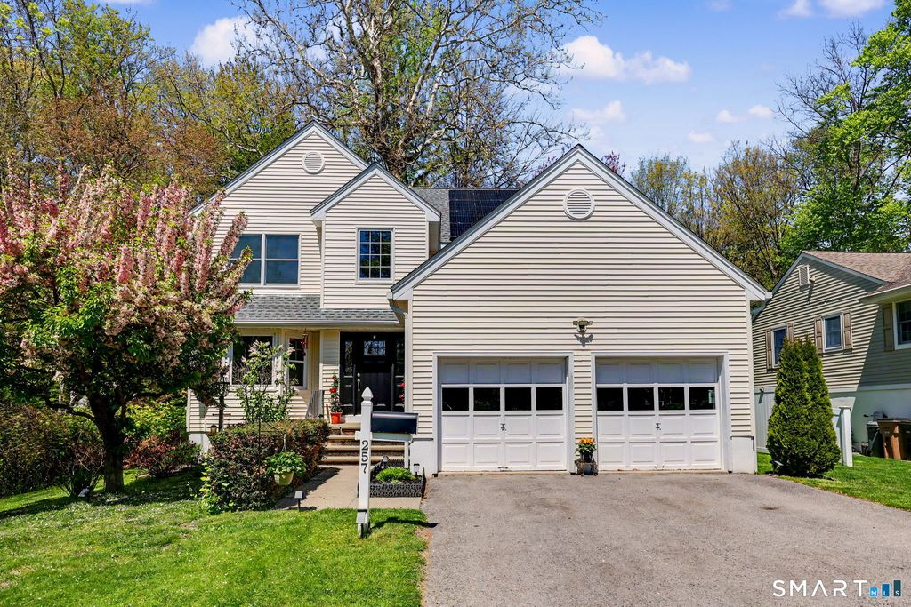 257 Silver Hill Lane, Stamford, CT 06905