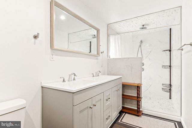 517 W RIVERSIDE DR, Lanexa, VA 23089