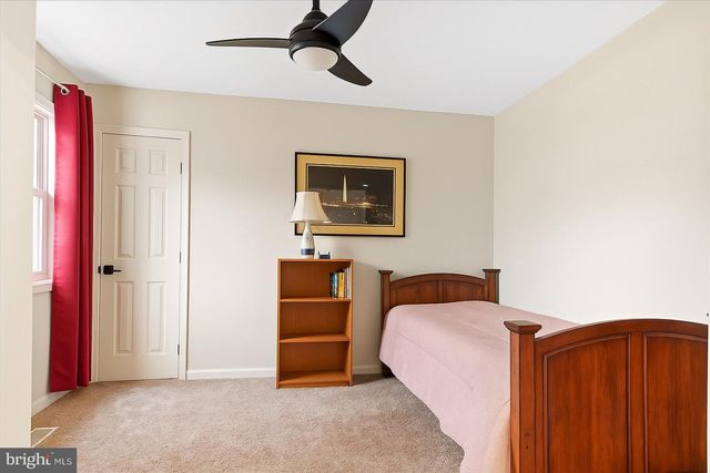 517 W RIVERSIDE DR, Lanexa, VA 23089