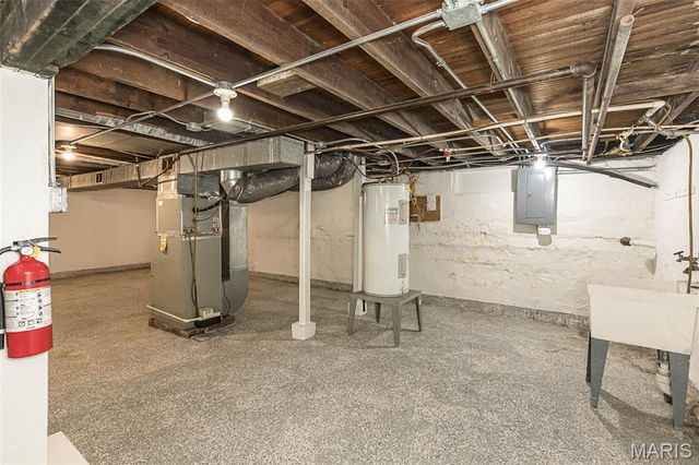 3008 Nameoki Road, Granite City, IL 62040