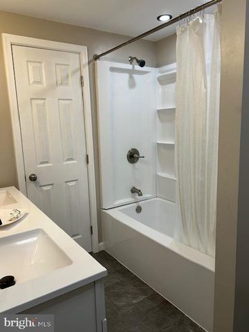 2160 MILFORD AVE, Quakertown, PA 18951