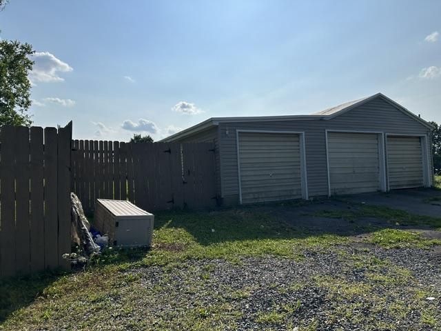 2160 MILFORD AVE, Quakertown, PA 18951