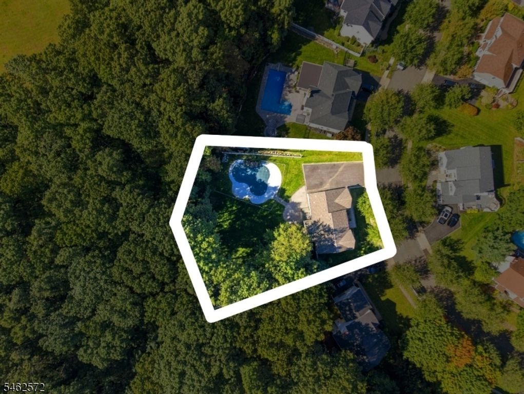 58 Fox Chase Ln, Roxbury Twp., NJ 07852 — photo 4