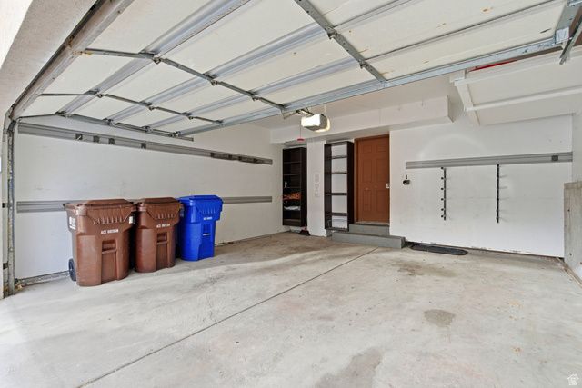 3581 E LONE BROOK LN, Salt Lake City, UT 84121