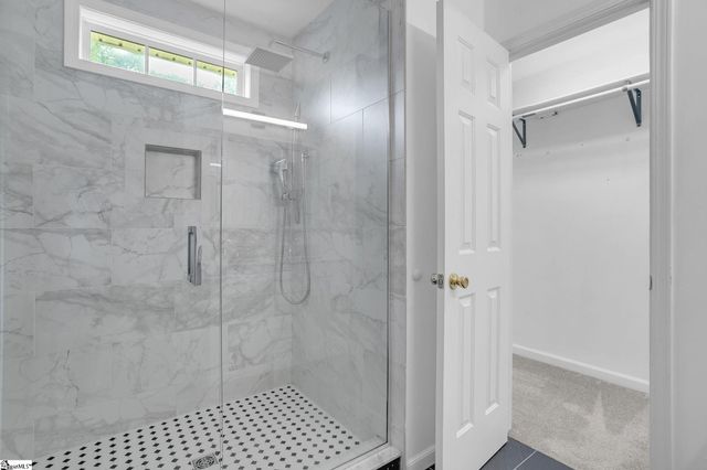 15 Crossview Drive, Simpsonville, SC 29680