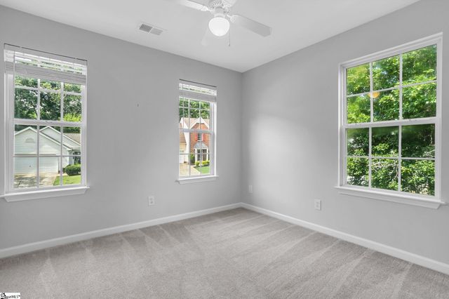 15 Crossview Drive, Simpsonville, SC 29680