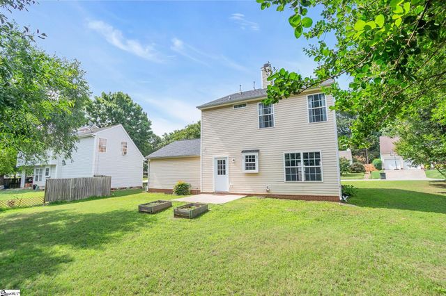 15 Crossview Drive, Simpsonville, SC 29680
