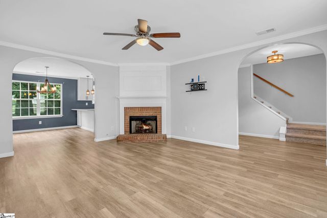 15 Crossview Drive, Simpsonville, SC 29680