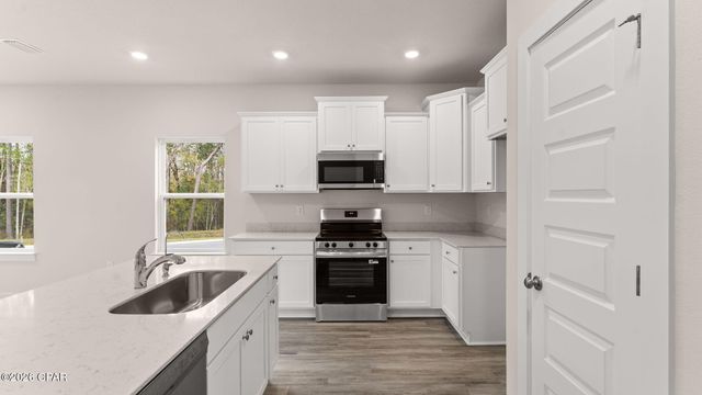 258 Phillips Bluff Avenue, Panama City Beach, FL 32407