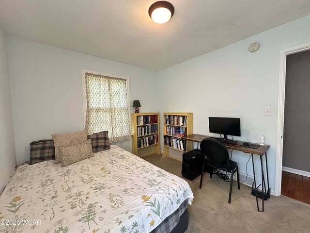 937 Fairview Avenue, Bowling Green, OH 43402